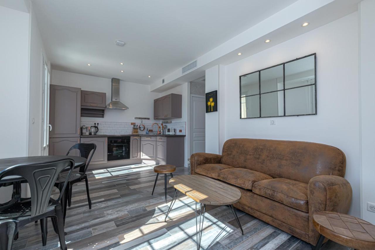 Squared Head-Apartment With Terrace In Nice Exterior foto